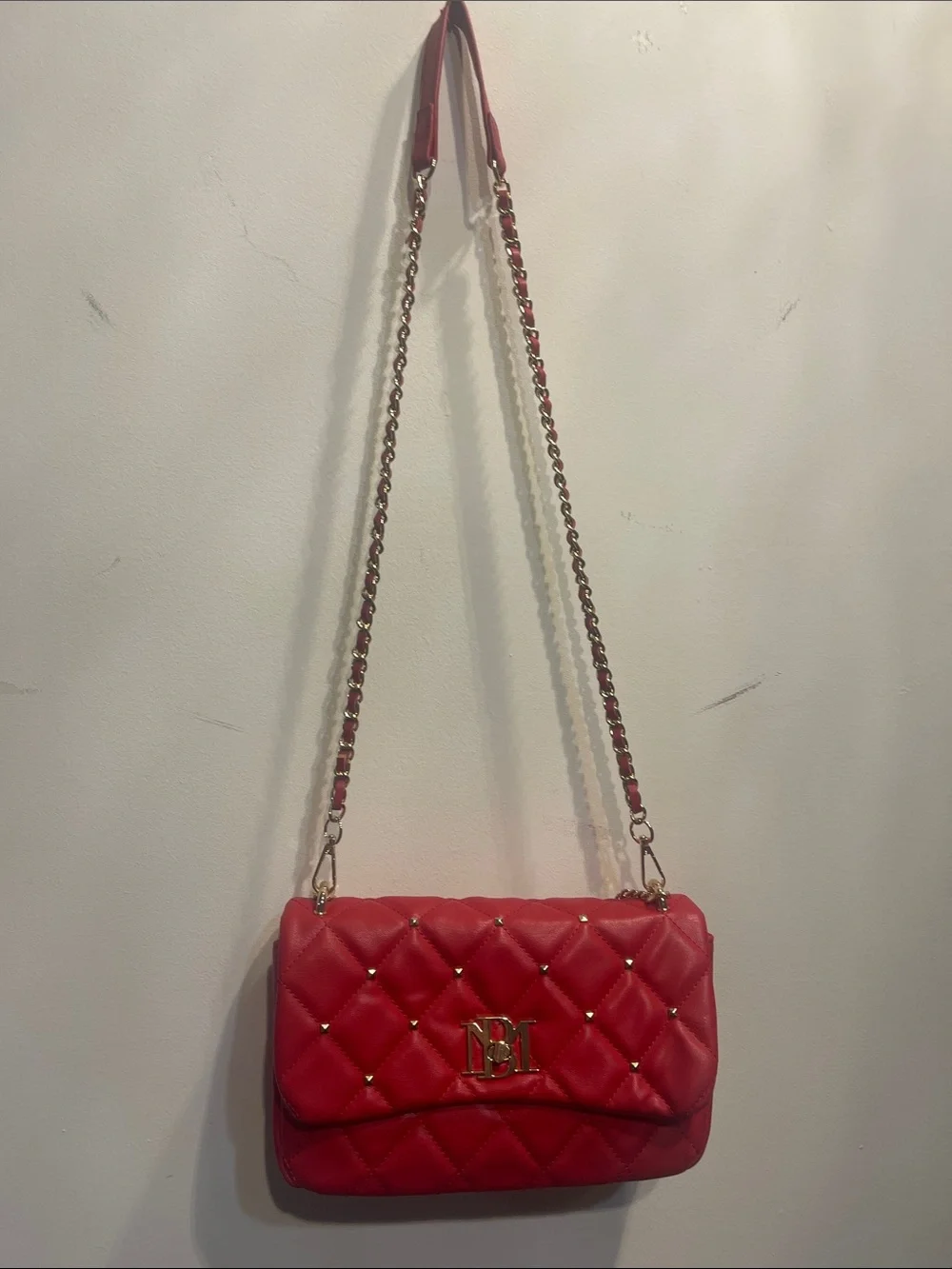 Badgley Mischka NWT Red Quilted Chain Shoulder Bag or hand purse with gold & red